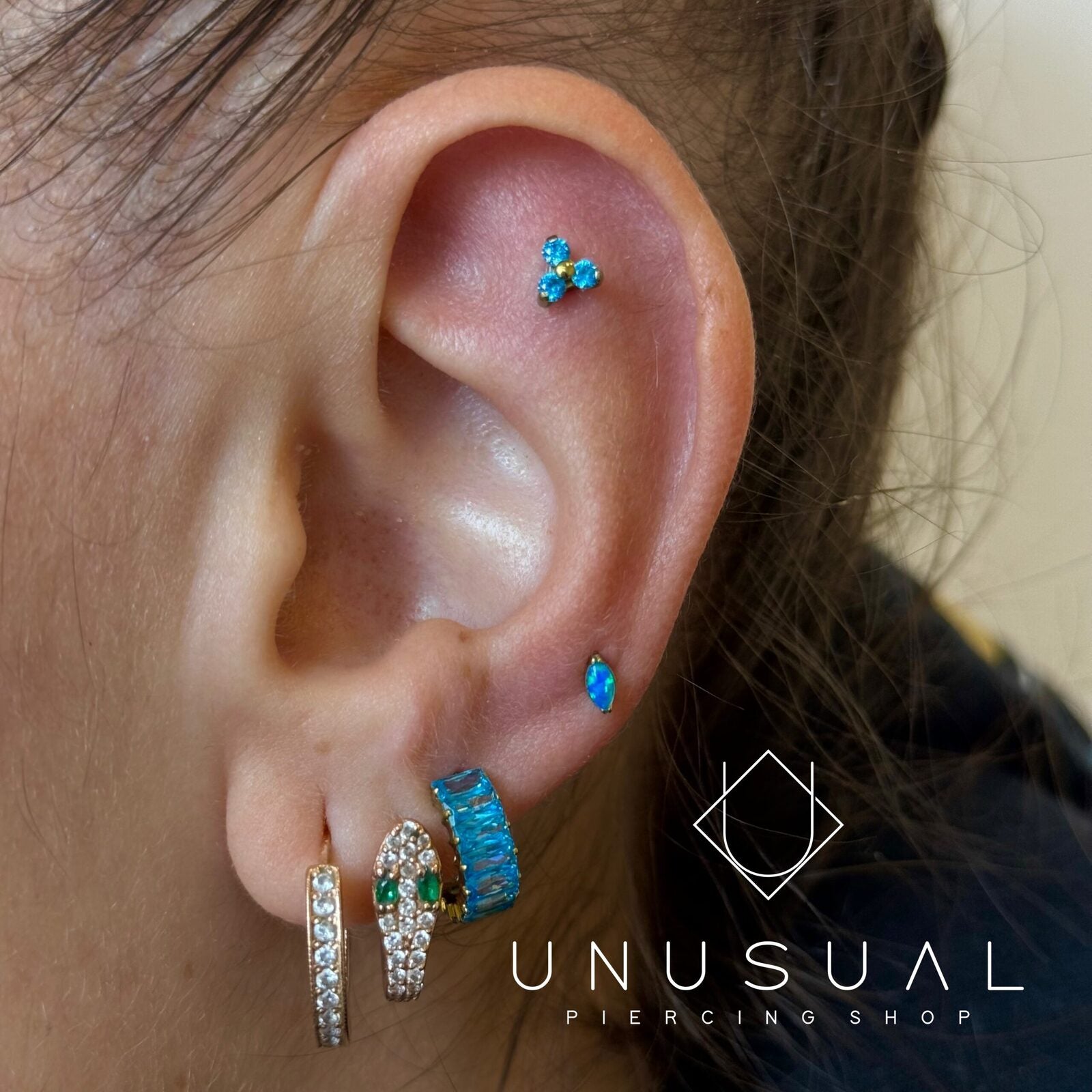 Polly Clicker Piercing - UnusualPiercingShop.com