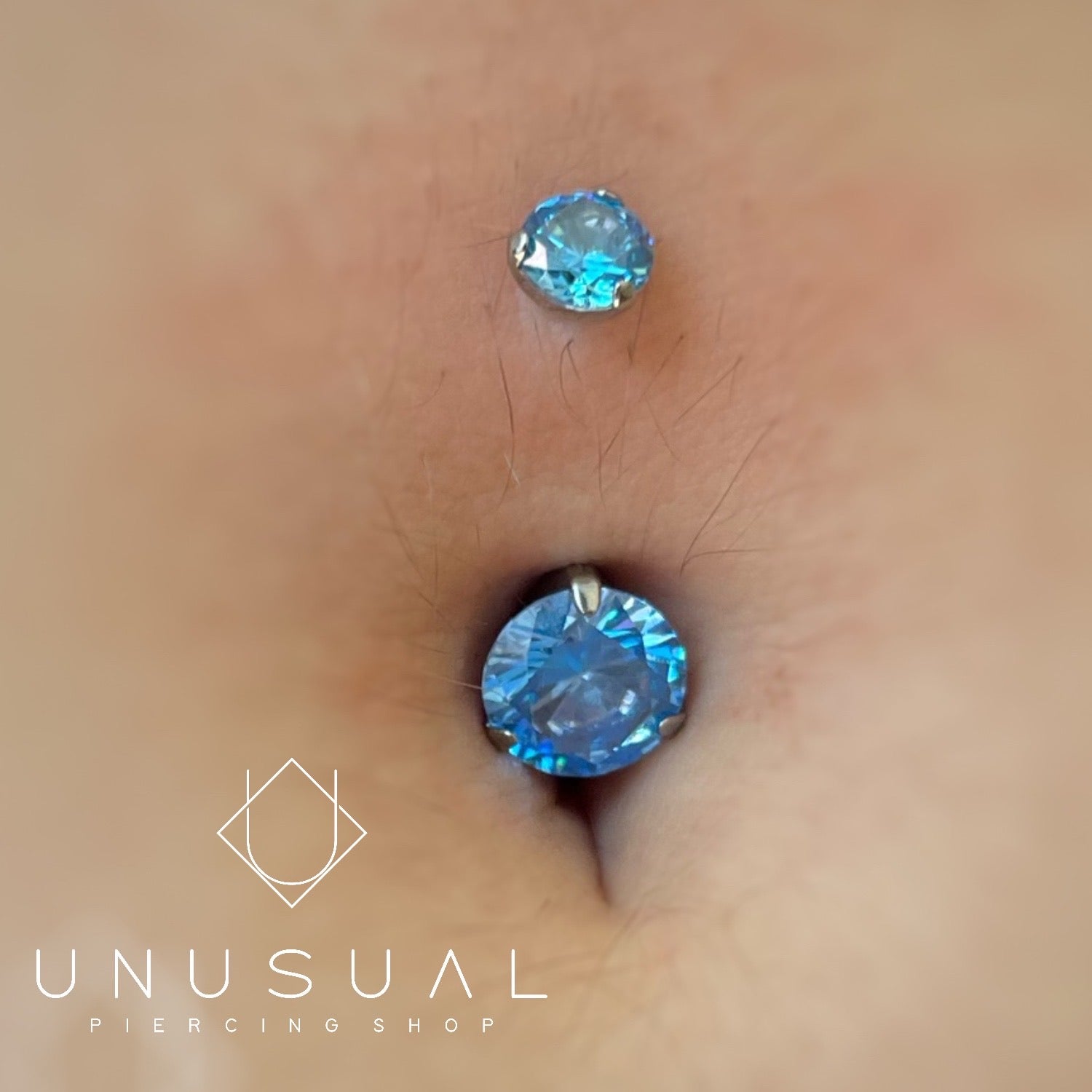 Skyline Navel Piercing - UnusualPiercingShop.com