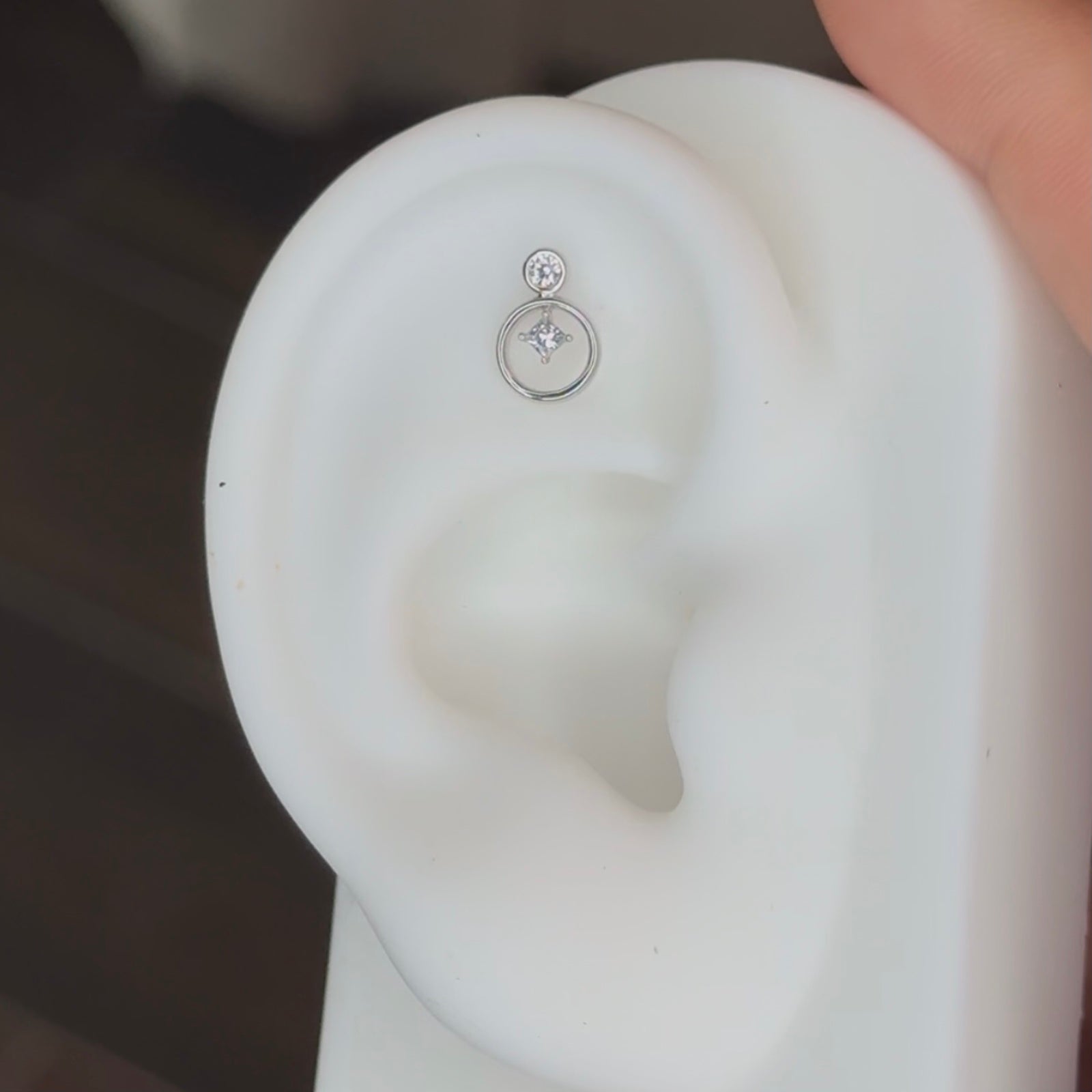 Jade | Oro 14kt Piercing - UnusualPiercingShop.com