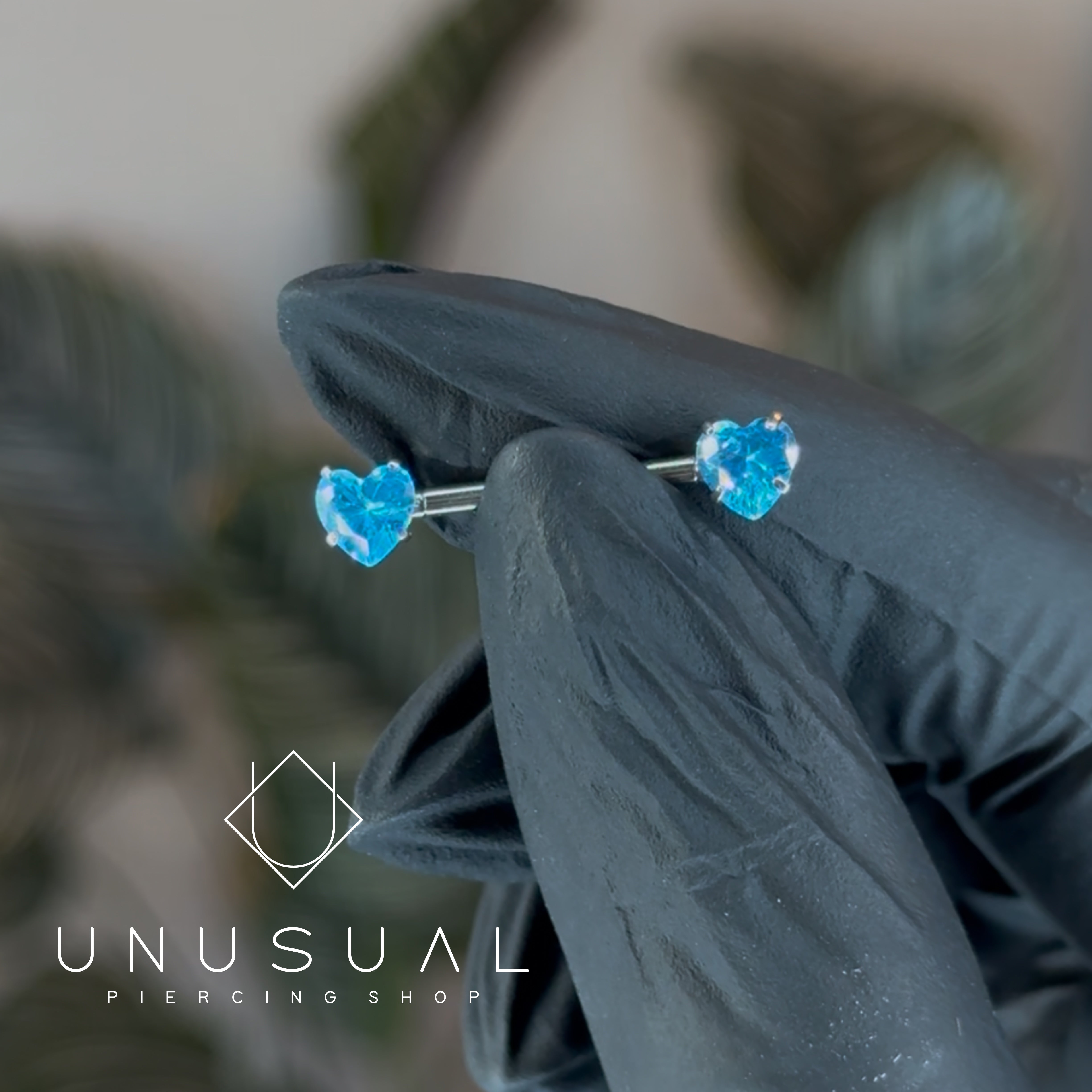 Queen of Hearts | Nipple Piercing